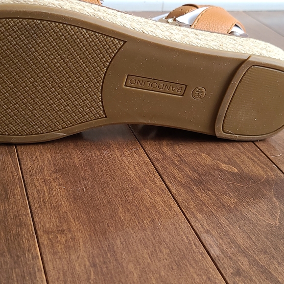 COPY - Bandolino sandals 9.5 - Picture 7 of 9